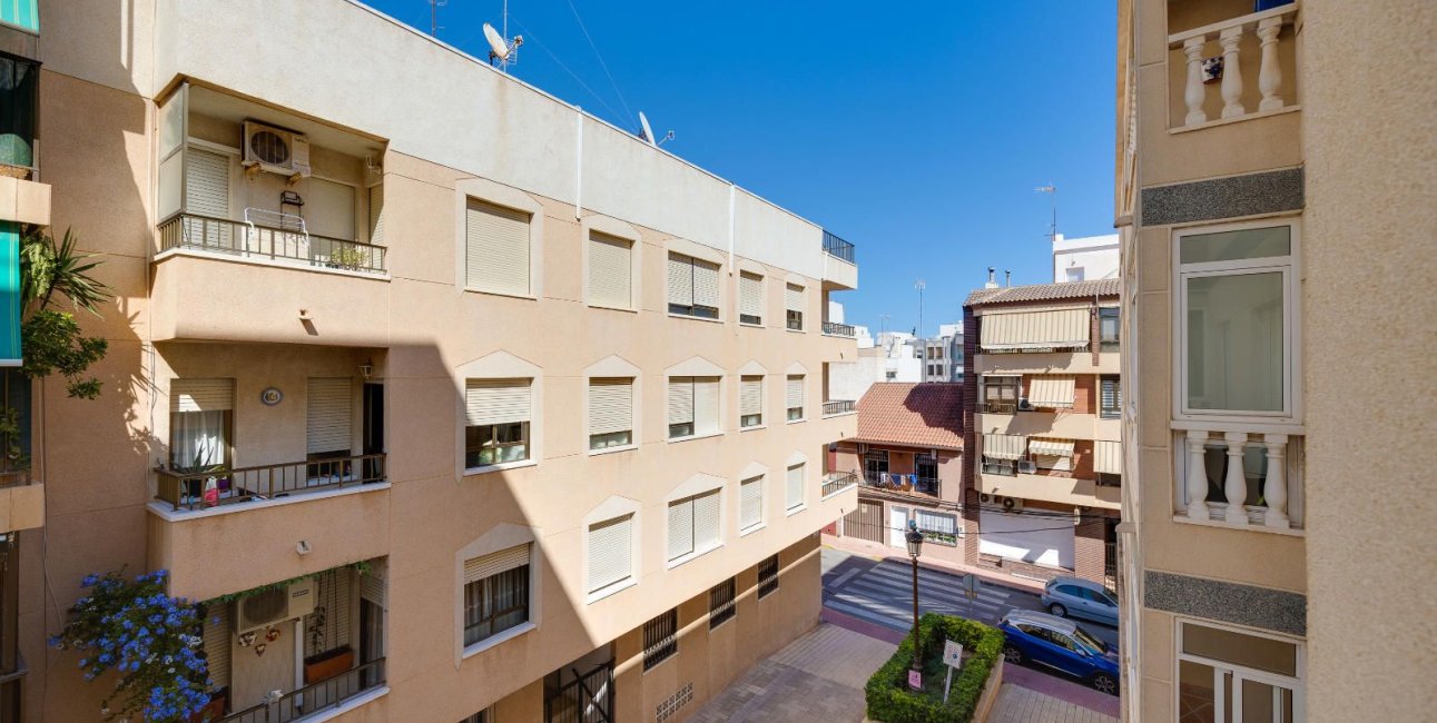 Resale - Apartment / flat -
Guardamar del Segura - Guardamar Centro