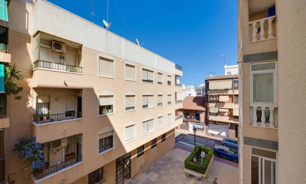 Resale - Apartment / flat -
Guardamar del Segura - Guardamar Centro
