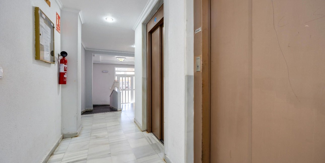 Resale - Apartment / flat -
Guardamar del Segura - Guardamar Centro