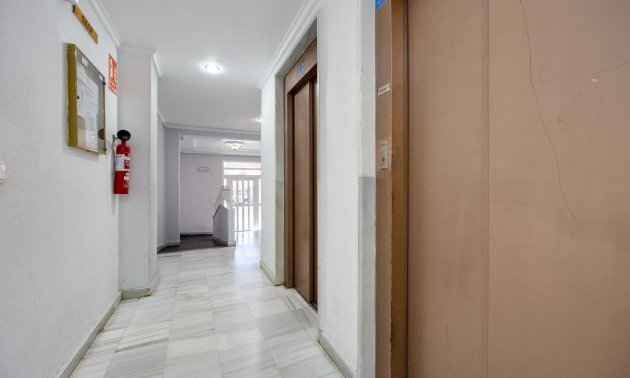 Resale - Apartment / flat -
Guardamar del Segura - Guardamar Centro