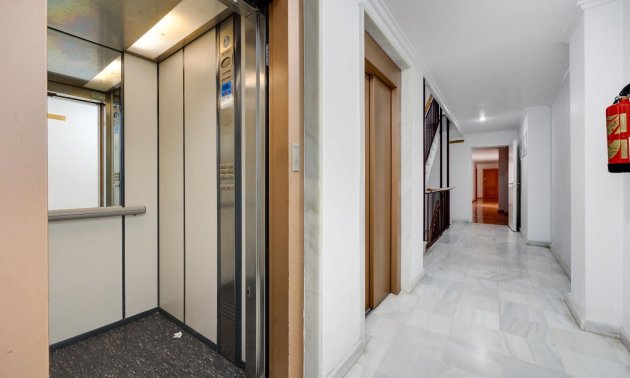 Resale - Apartment / flat -
Guardamar del Segura - Guardamar Centro