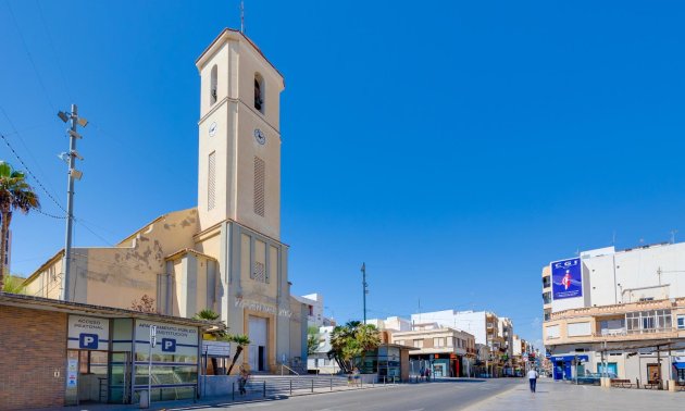 Resale - Apartment / flat -
Guardamar del Segura - Guardamar Centro