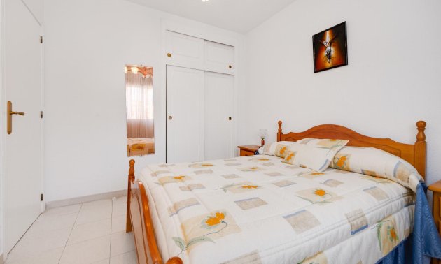 Rynek wtórny - Bungalow -
Torrevieja - La Veleta