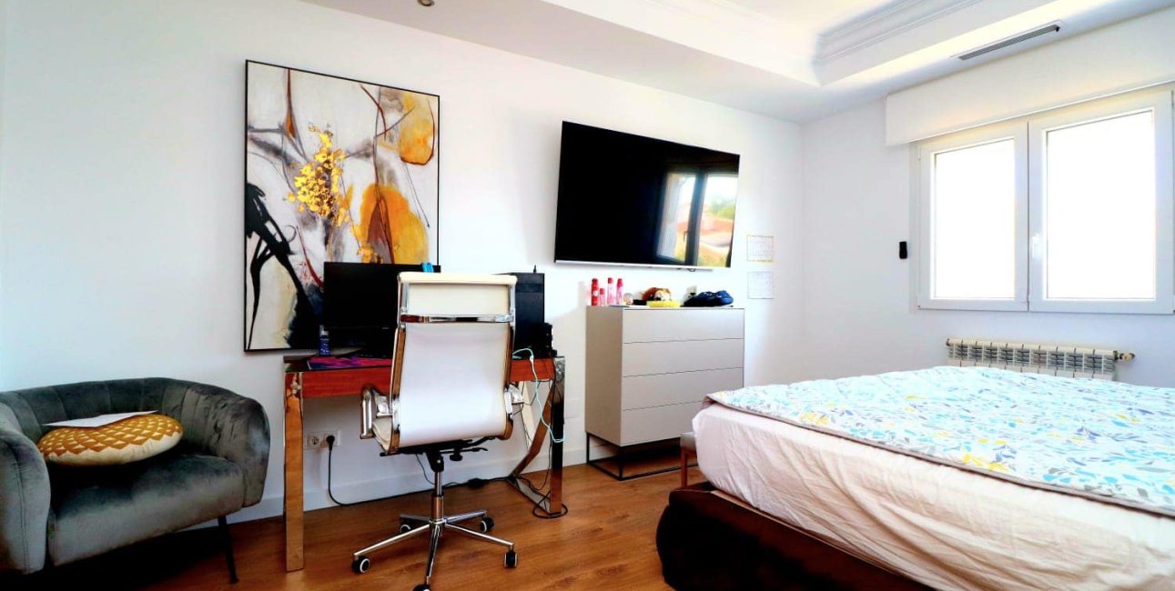 Reventa - Villa -
Orihuela Costa - Campoamor