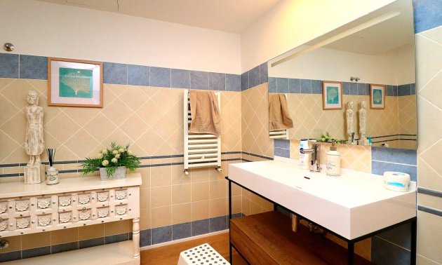 Reventa - Villa -
Orihuela Costa - Campoamor