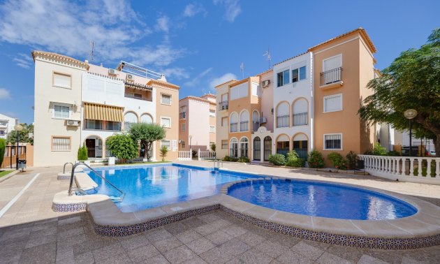 Rynek wtórny - Bungalow -
Torrevieja - La Veleta