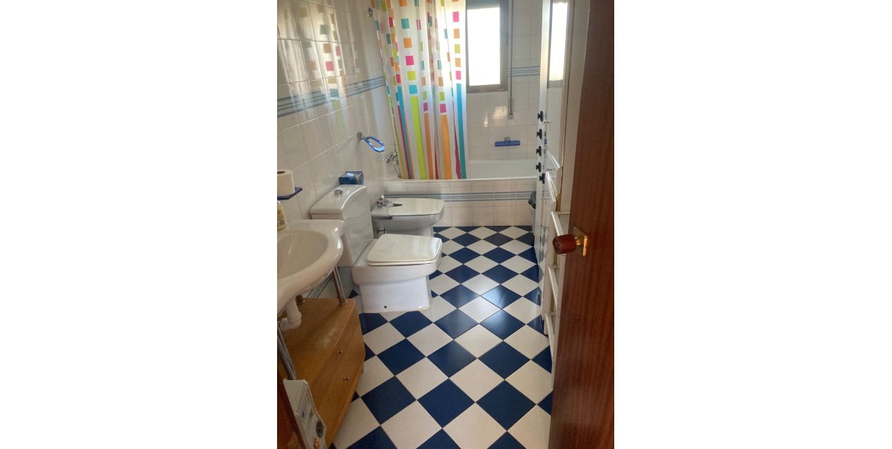 Resale - Villa -
Orihuela Costa - Cabo Roig