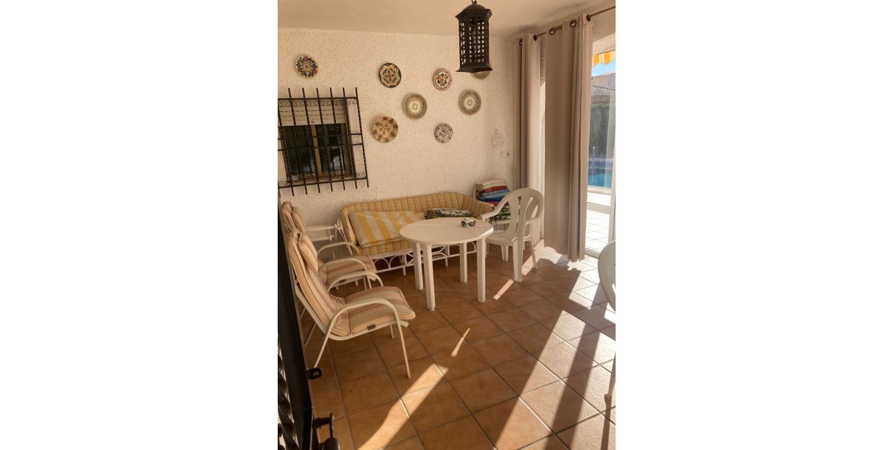 Resale - Villa -
Orihuela Costa - Cabo Roig