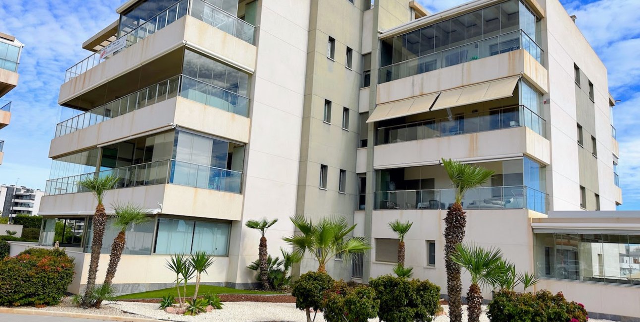 Resale - Apartment / flat -
Orihuela Costa - La Zenia