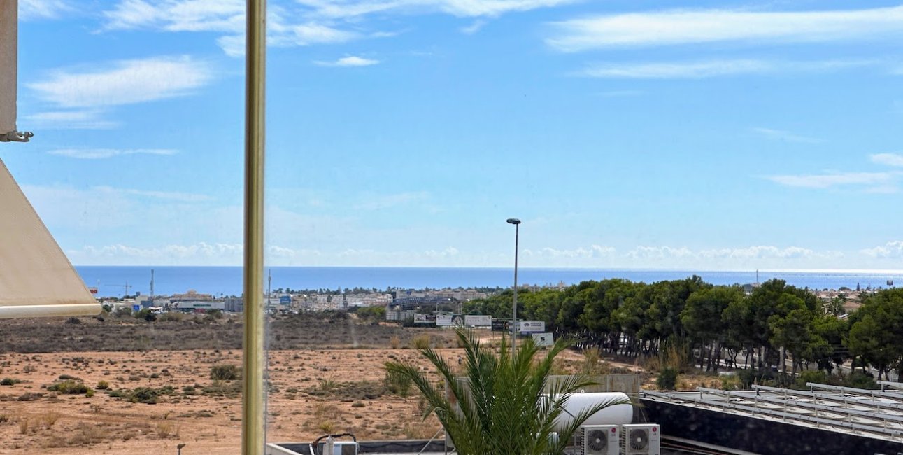 Resale - Apartment / flat -
Orihuela Costa - La Zenia