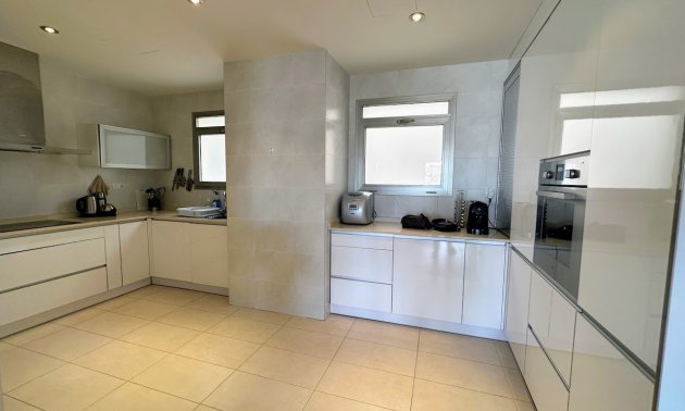 Resale - Apartment / flat -
Orihuela Costa - La Zenia