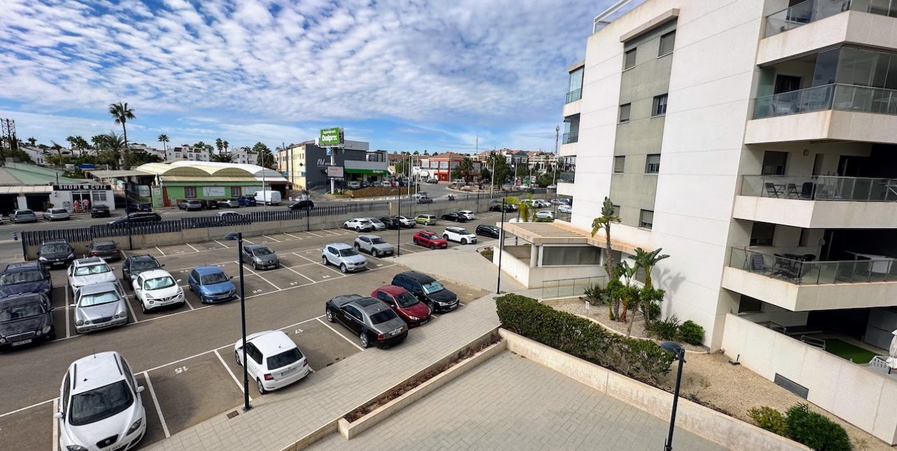 Resale - Apartment / flat -
Orihuela Costa - La Zenia