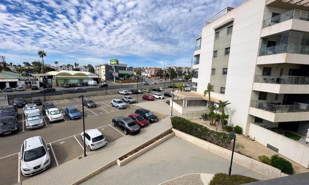 Resale - Apartment / flat -
Orihuela Costa - La Zenia