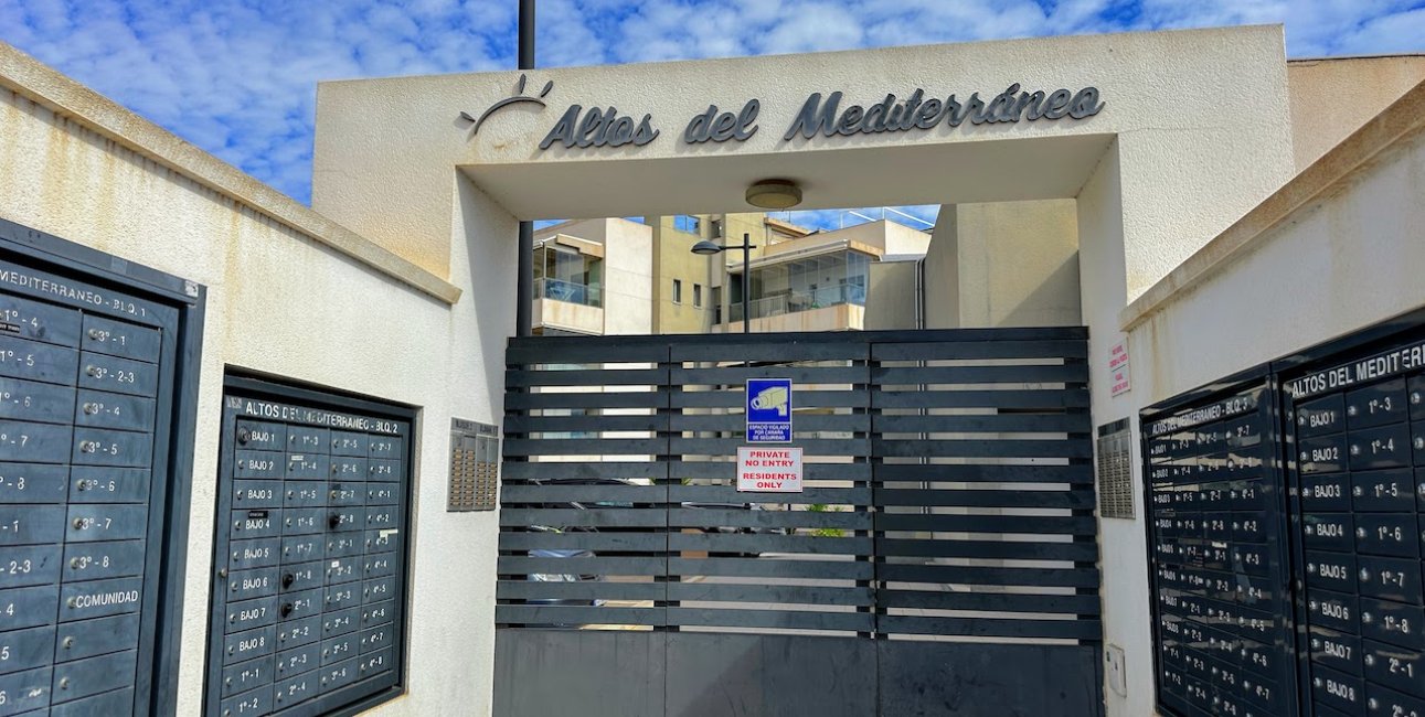 Resale - Apartment / flat -
Orihuela Costa - La Zenia