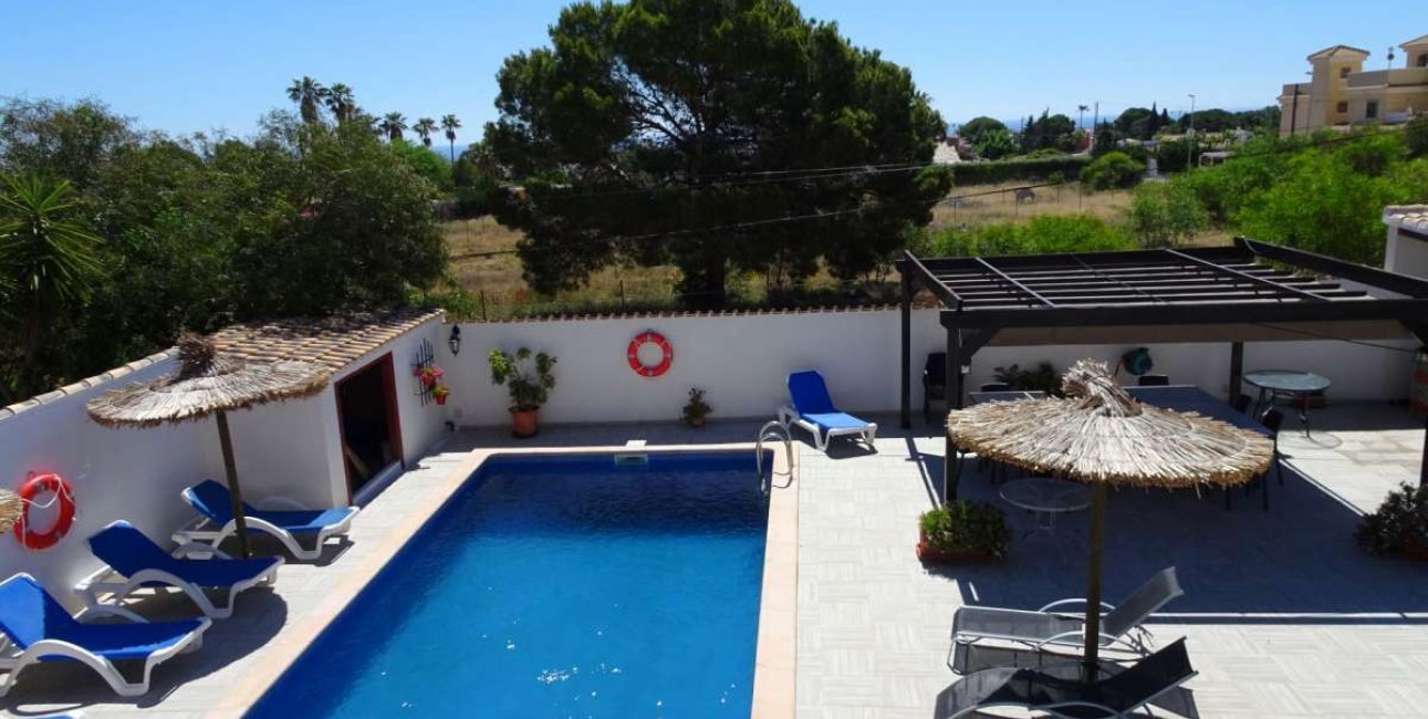 Resale - Villa -
Orihuela Costa - Lomas de Cabo Roig