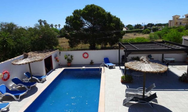 Resale - Villa -
Orihuela Costa - Lomas de Cabo Roig