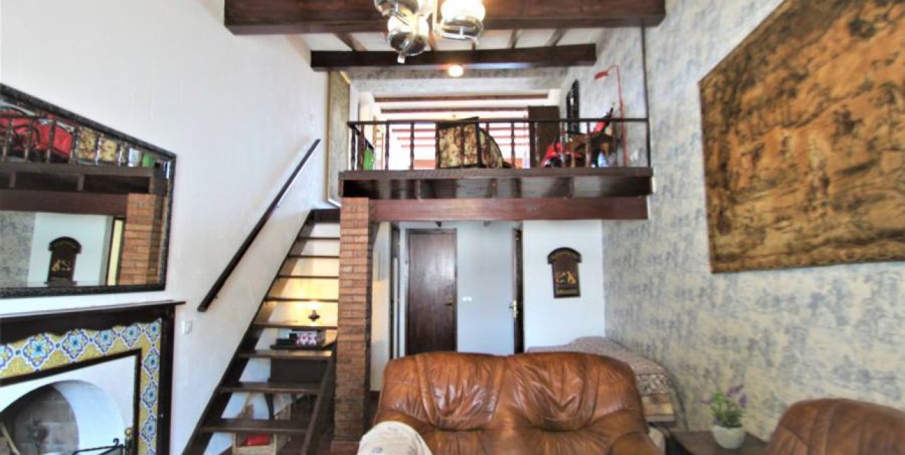 Resale - Villa -
Orihuela Costa - Lomas de Cabo Roig