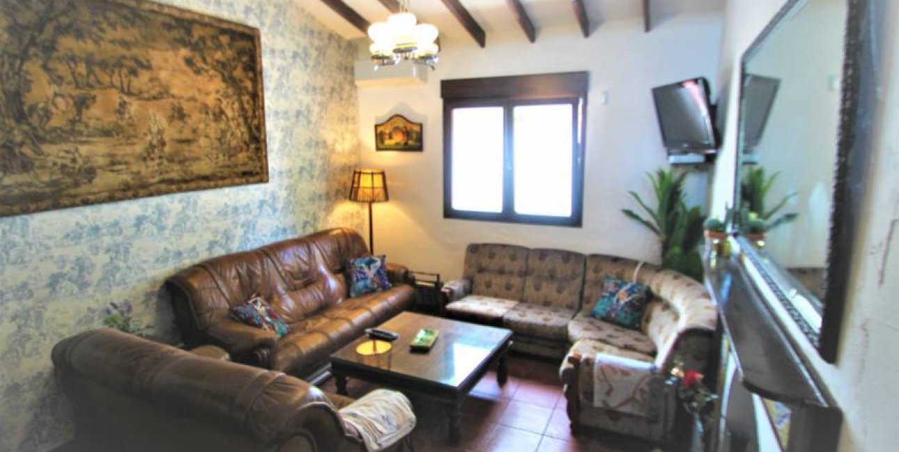 Resale - Villa -
Orihuela Costa - Lomas de Cabo Roig