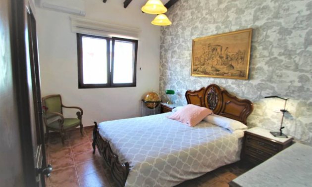 Resale - Villa -
Orihuela Costa - Lomas de Cabo Roig