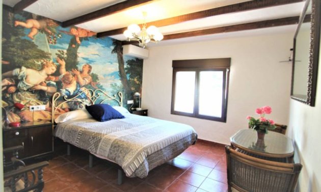 Resale - Villa -
Orihuela Costa - Lomas de Cabo Roig