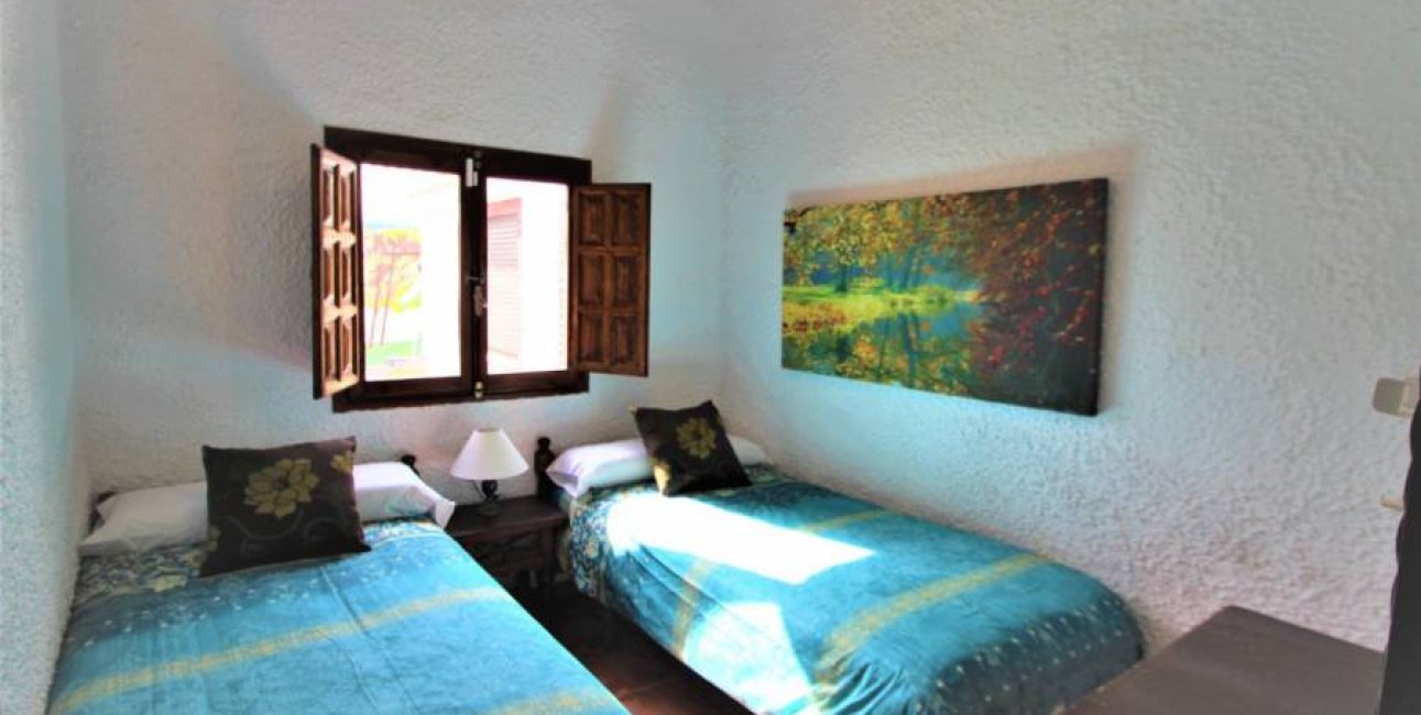 Resale - Villa -
Orihuela Costa - Lomas de Cabo Roig