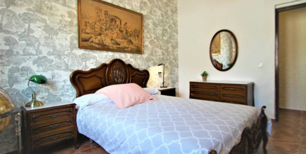 Resale - Villa -
Orihuela Costa - Lomas de Cabo Roig