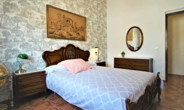 Resale - Villa -
Orihuela Costa - Lomas de Cabo Roig