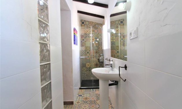 Resale - Villa -
Orihuela Costa - Lomas de Cabo Roig