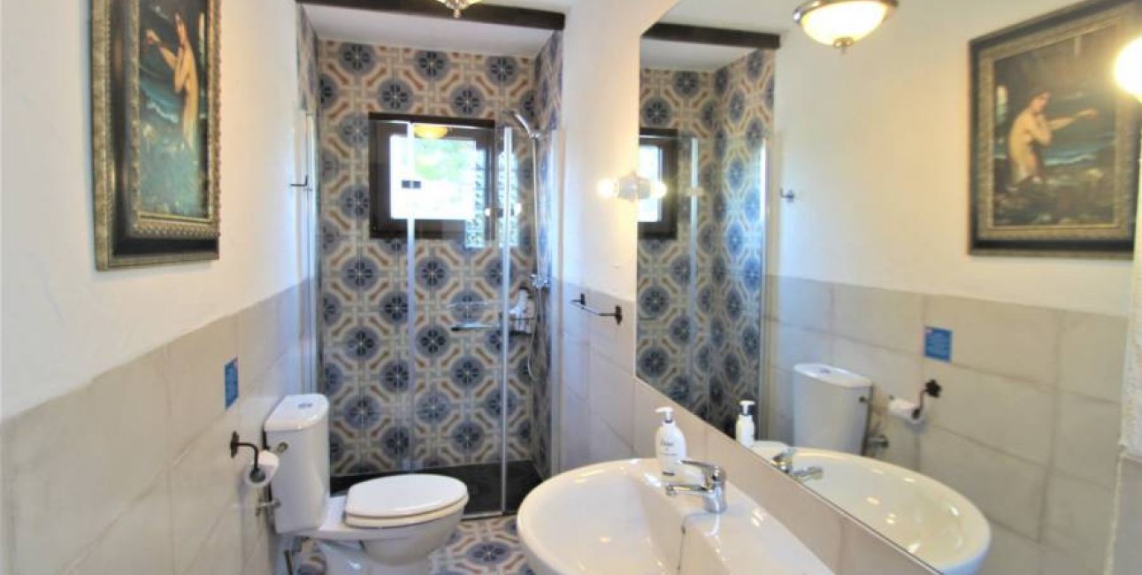 Resale - Villa -
Orihuela Costa - Lomas de Cabo Roig