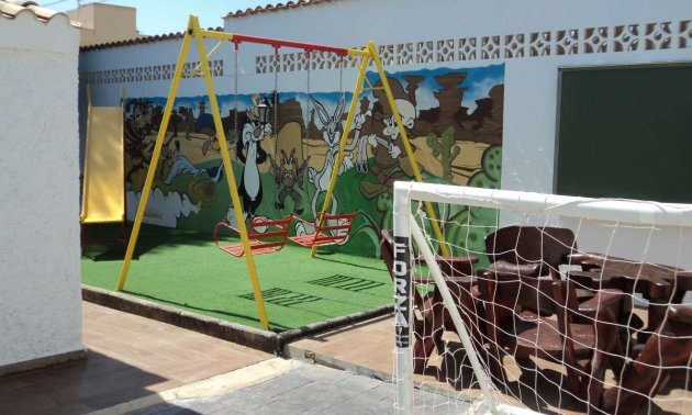 Resale - Villa -
Orihuela Costa - Lomas de Cabo Roig