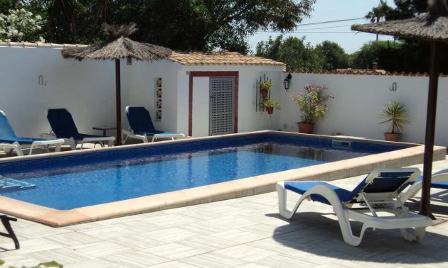 Resale - Villa -
Orihuela Costa - Lomas de Cabo Roig