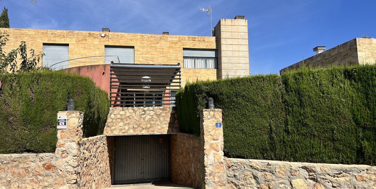 Resale - Villa -
Orihuela Costa - Dehesa de campoamor
