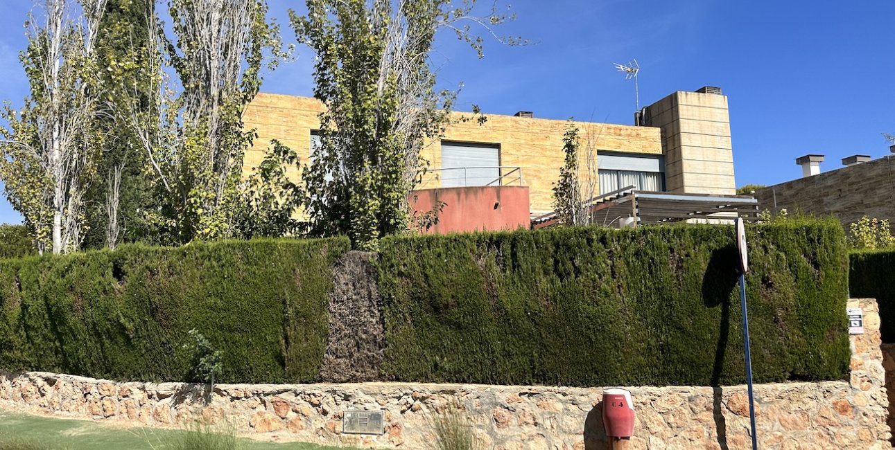 Resale - Villa -
Orihuela Costa - Dehesa de campoamor