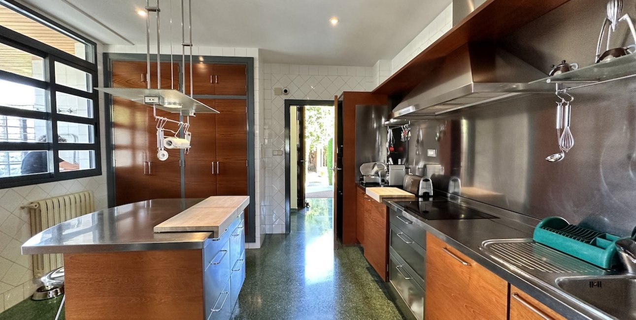 Resale - Villa -
Orihuela Costa - Dehesa de campoamor