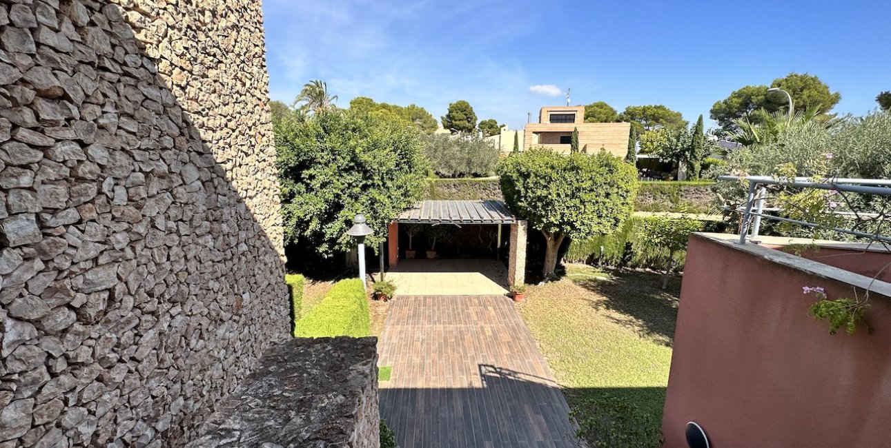 Resale - Villa -
Orihuela Costa - Dehesa de campoamor