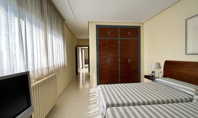 Resale - Villa -
Orihuela Costa - Dehesa de campoamor