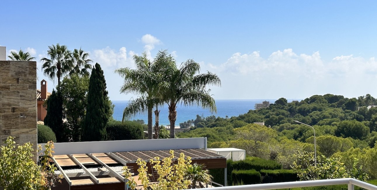 Resale - Villa -
Orihuela Costa - Dehesa de campoamor