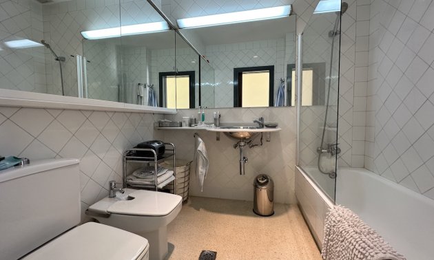 Resale - Villa -
Orihuela Costa - Dehesa de campoamor