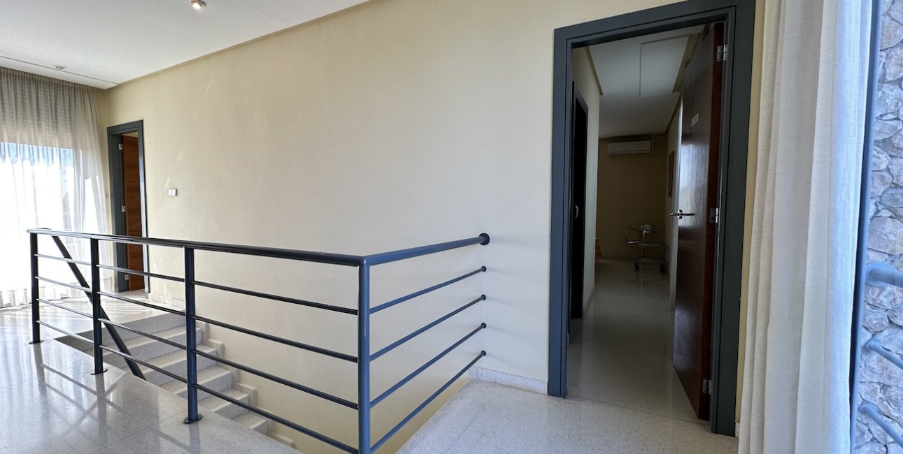 Resale - Villa -
Orihuela Costa - Dehesa de campoamor