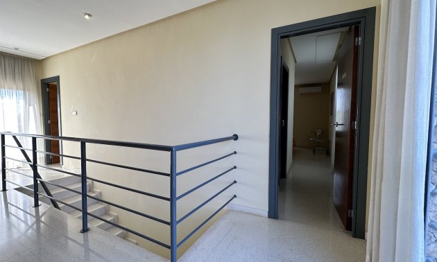 Resale - Villa -
Orihuela Costa - Dehesa de campoamor