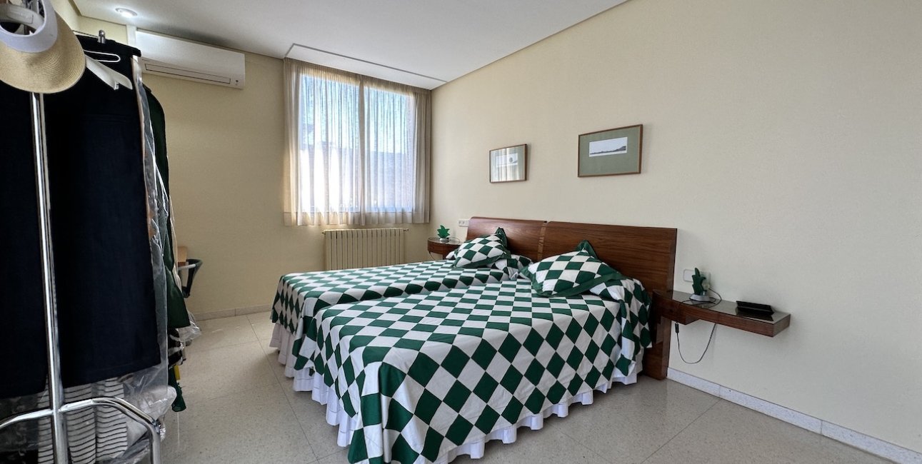 Resale - Villa -
Orihuela Costa - Dehesa de campoamor