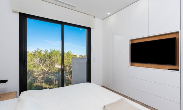 Resale - Villa -
Orihuela Costa - Las Colinas golf