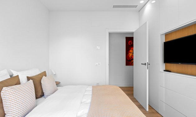 Resale - Villa -
Orihuela Costa - Las Colinas golf