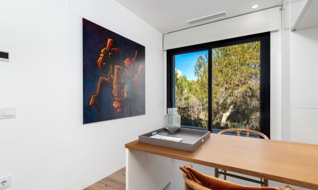 Resale - Villa -
Orihuela Costa - Las Colinas golf