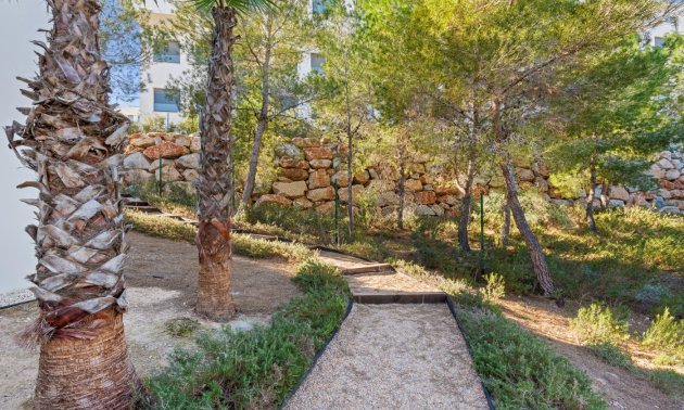 Resale - Villa -
Orihuela Costa - Las Colinas golf