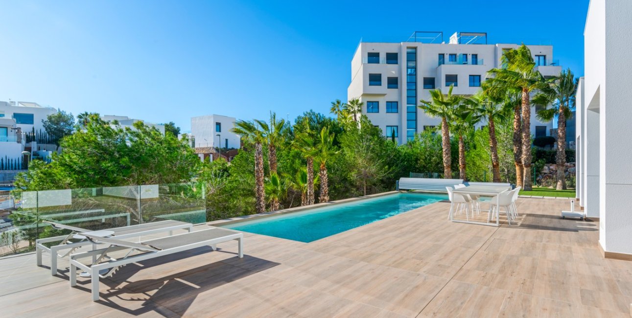 Reventa - Villa -
Orihuela Costa - Las Colinas golf