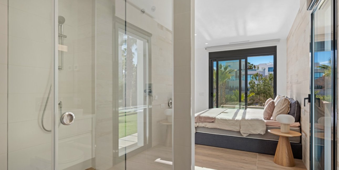 Reventa - Villa -
Orihuela Costa - Las Colinas golf