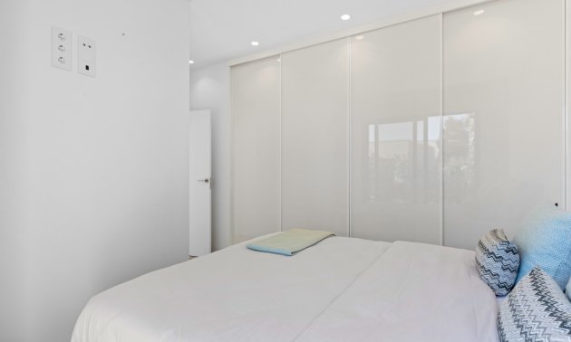 Reventa - Villa -
Orihuela Costa - Las Colinas golf