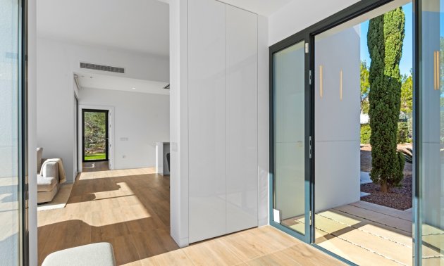 Reventa - Villa -
Orihuela Costa - Las Colinas golf