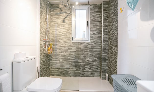 Resale - Apartment / flat -
Orihuela Costa - Villamartín